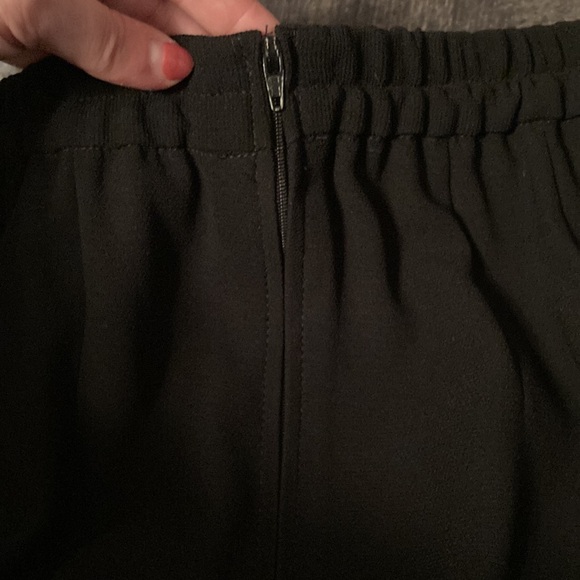 Positive Attitude Two Piece Black Women’s Fitted Suit Set (size 8) - Picture 7 of 12